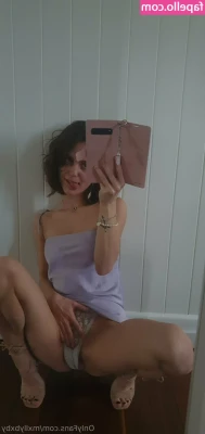mxllybxby - Love a bbc between my legs 🥵🥵