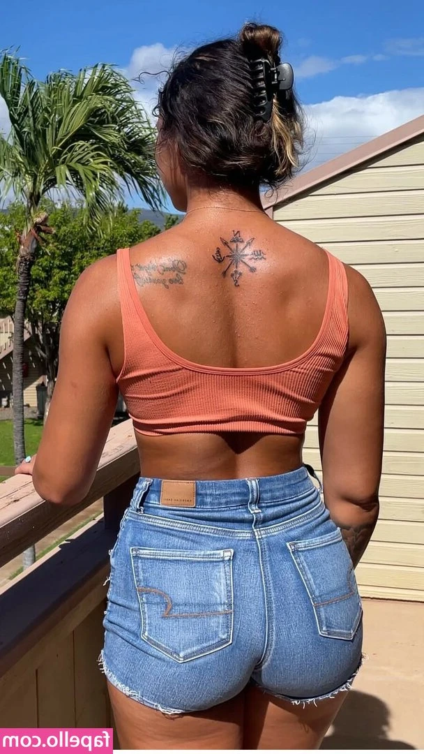 Caitlyn Block [ caitlyn-block ] - why does working out make me so fucking horny 🥵