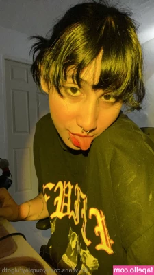 yourplayfulgoth - Mommy s Story  Water-sports  a Fantasy     Oh my god you re such a