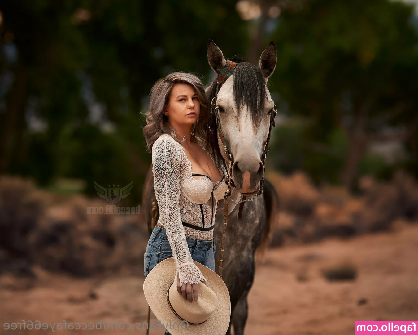 beccafaye66free [ beccafaye66free-1 ] - me when I think about you