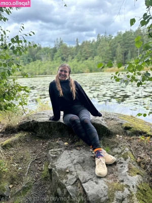 adventureswithbella - Sunday night is my favorite time, and when do you like to party hard?