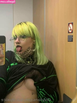 suicidyalice - Do you ever get sick of seeing my ass? 🤭😘😘