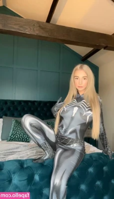 alissaquinn - Do you want to spend the whole night with me? 🌿💫
