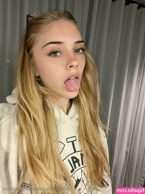 alissaquinn - Let me help you get off. JOI style, with countdown. 😏😘💦