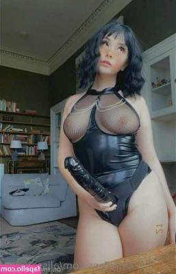 alissaquinn - big news  my super hot girlfriend is starting to make content again
