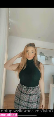 alissaquinn - Would you take my top off please