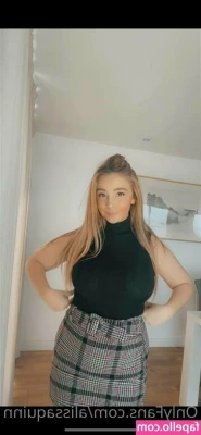 alissaquinn - The live stream isnt working only fans im gonna go live on instagram