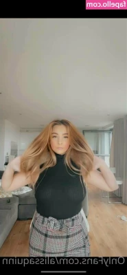 alissaquinn - A little play time for me? 🥵