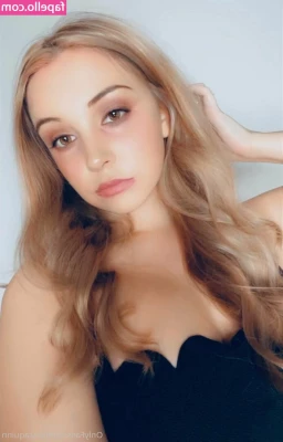 alissaquinn - here s a little tease for y all     Pretty n perky