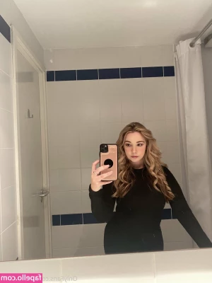 alissaquinn - Eat me up baby! 😻😽💦 5 pics 😻