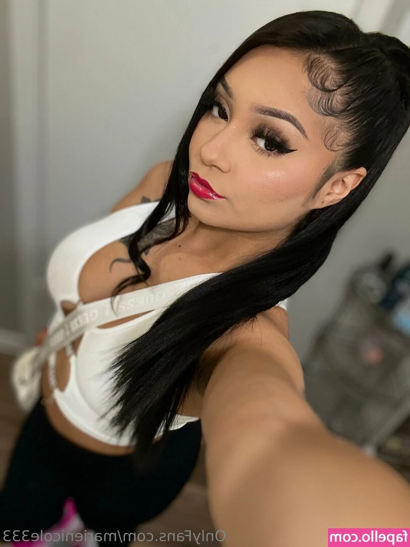 marienicole333 - GOOD MORNING 🌞 i love giving my tits a jiggle when it’s this