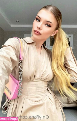 eva_xx [ eva-xx ] - Happy Valentine s Day everyone  I have an outfit for vday but didn t