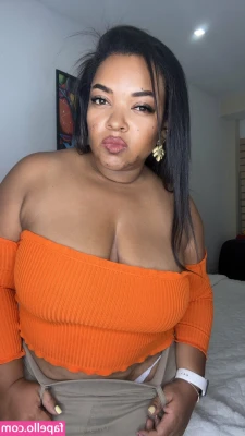 lulucurvy - Come catch the rays with me! 😏