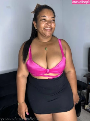 lulucurvy - Which nude makes you hardest?