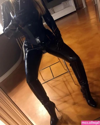 Lexi Sindel [ lexi-sindel ] - Like my new hair?