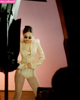 Jennie | BLΛƆKPIИK [ jennie-blkpik ] - Tighten up