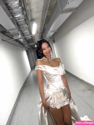 Jennie | BLΛƆKPIИK [ jennie-blkpik ] - Do you like my sailor Mars attempt? hehe