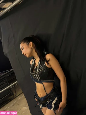 Jennie | BLΛƆKPIИK [ jennie-blkpik ] - Check dms now !! Me RIGHT NOW a little goodnight from my boobies and