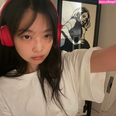 Jennie | BLΛƆKPIИK [ jennie-blkpik ] - Ça va être très hot 🔥 ( les vidéos arrivent bientôt )