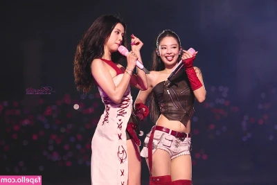 Jennie | BLΛƆKPIИK [ jennie-blkpik ] - i love being naked , how do my lips look here? ;)