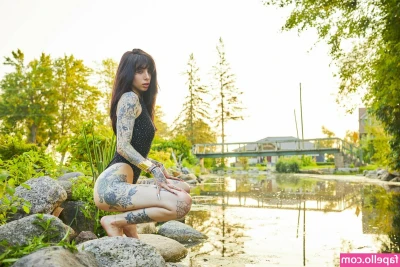 succumtosilk - I heard you like it when I am helpless!