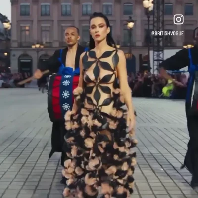 Katy Perry [ katy-perry-1 ] - How did your weekend start ? 🐰 Do you like this homemade outfit,