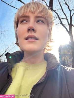 bri_queen [ bri-queen ] - 3 Airbnbs and 2 weeks later... homeward bound!