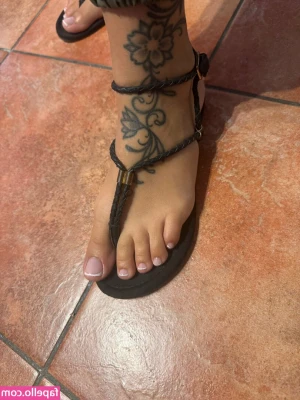 daliadiamante [ daliadiamante-1 ] - I burnt myself out so I'm gonna try and take care of myself for a
