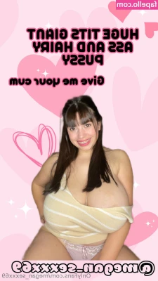 megan_sexxx69 [ megan-sexxx69-1 ] - Aquí moviendo las patitas con ganas de un masajito en el culito