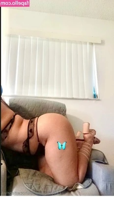 uhotwifepriya - Am I thick enough for you?