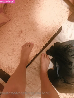 itsjustmellymel - TGIF: The Goddess is Filming  Finishing all customs in the blue toes