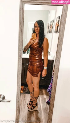 itsjustmellymel - I wanna fuck you on my carpet! 🔥 Are you in? 🥵