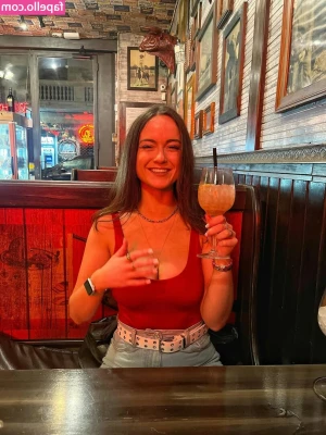 Niamh Cryan [ niamh-cryan ] - Collection Part 57