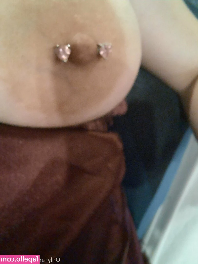 youkaii - Booty shakes or stills ? 3 min vid and pics for 20$ 😈😈😈😈