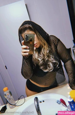 wendla22 - Ff lekker oprissen onder een hete douche x