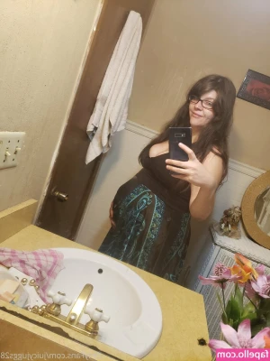juicyjuggs28 - Rub a dub 💦💦💦💦 let's get dirty....then get clean