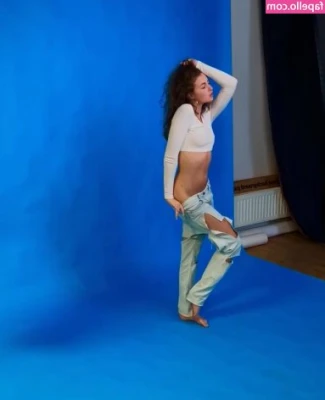 Annika Koser [ annika-koser-3 ] - Look what I caught!