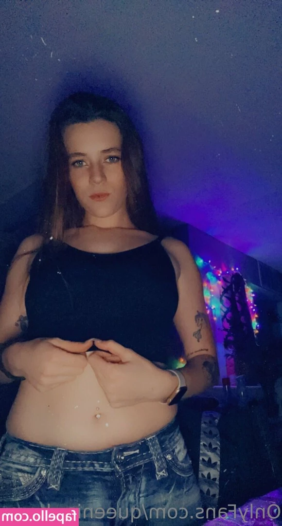 queeniswhereyouneedtobe - If I asked you to come over to my motorhome  would you