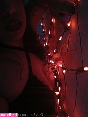 xxqueenxxx - Look at how wet i am for you! Please please fuck me!🥺♥️