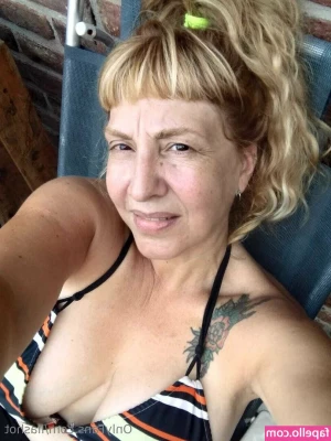 liashot - good morning! plz cum on me 🤤