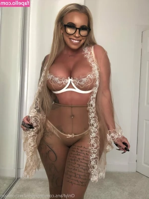 jennnnniferthomson - Fucking @emindica :)