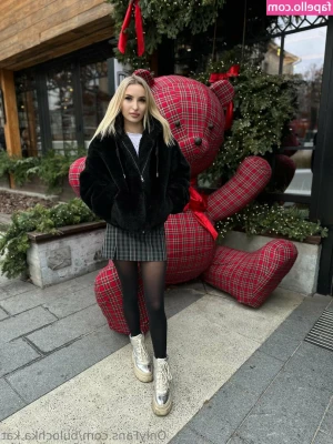 bulochka.kat [ bulochka-kat ] - Have you seen my X RATED page???  Https://www.onlyfans.com/bexbb9