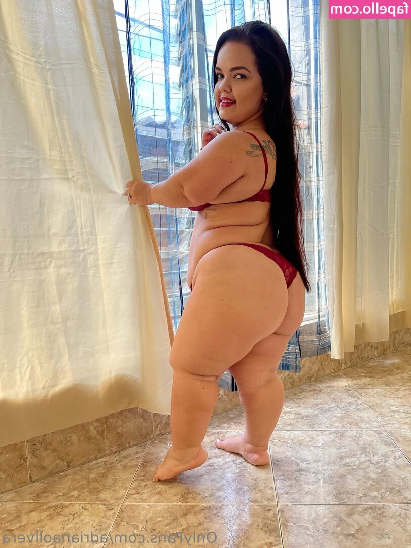 adrianaolivera [ adrianaolivera-1 ] - NEW VLOG😛 who has the best tits ? 👀 the biggest mystery of the