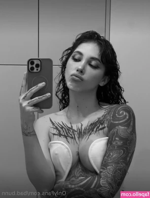 bad.bunn [ bad-bunn ] - Mermaid Gets Her Legs Back 🧜🏽‍♀️