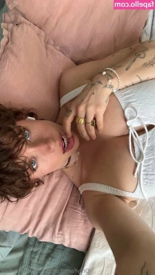 badgalhailey.free [ badgalhailey-free-4 ] - though I would post a short lil clip from this vid I made with