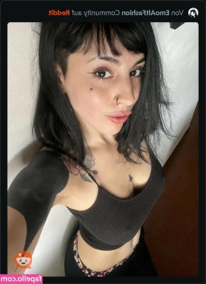 Ravenvips - Piggy tails, hot pink bikini & a teeny tiny skirt 😊 what