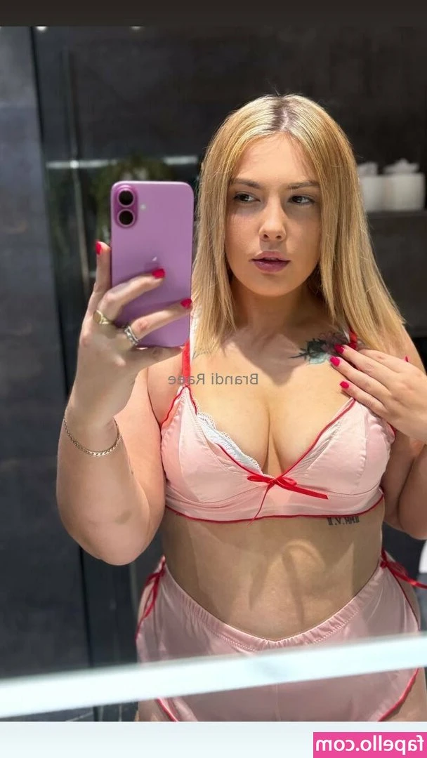 brandiraeevip [ brandiraeevip-1 ] - I'm wild with my naughty thoughts today😈