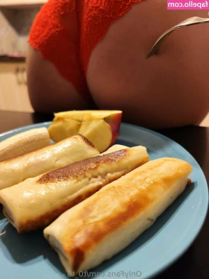 hotwife.ua [ hotwife-ua ] - Just a few snapshots of me and my big clit   would have been easier