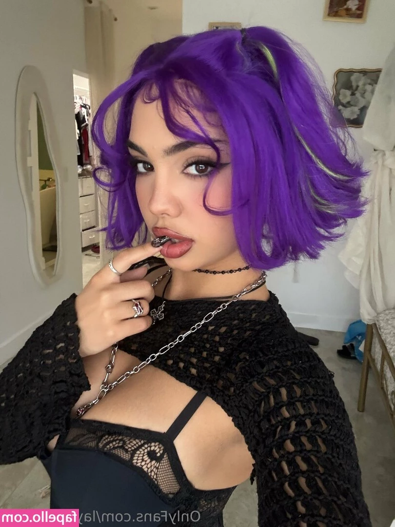 layladelinexo [ layladelinexo-3 ] - Today I wish you a good day with my big boobs   what do you think  Do