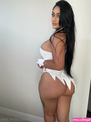 of_kitty [ of-kitty-4 ] - Bikini season has arrived